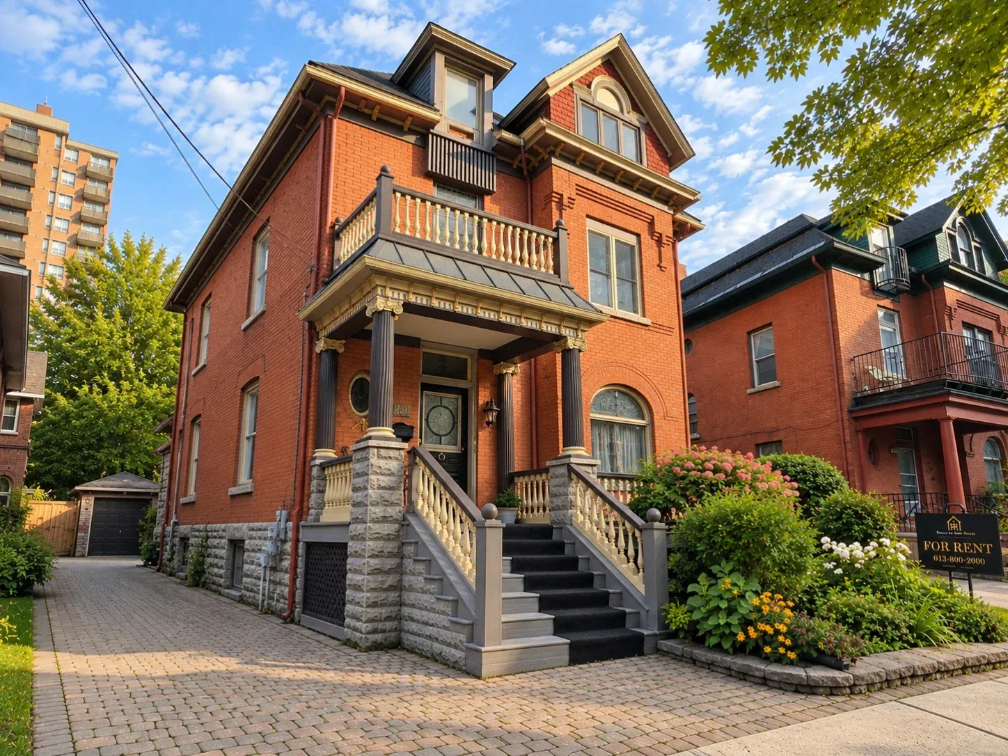 Apartment rental at 12 Somerset St. W, Ottawa, ON