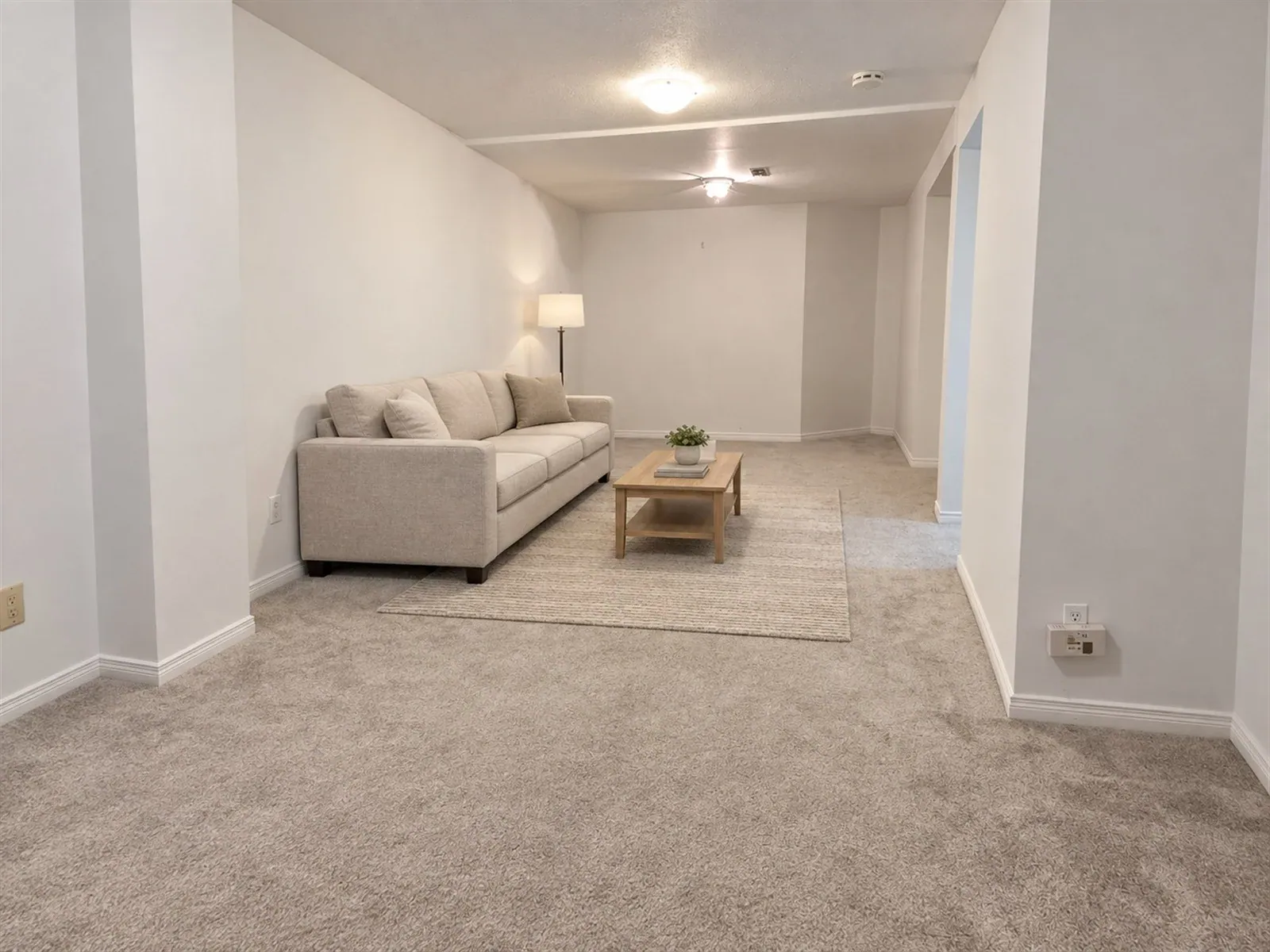 3-Bedroom Home in Kanata, property photo 4 of 27