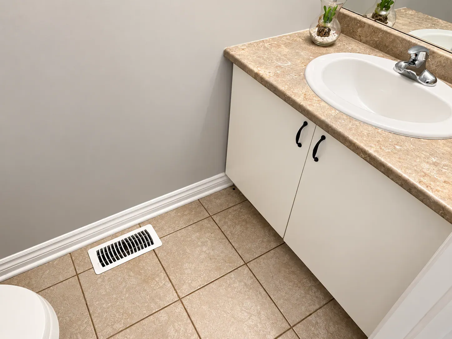 3-Bedroom House in Gatineau, property photo 3 of 17