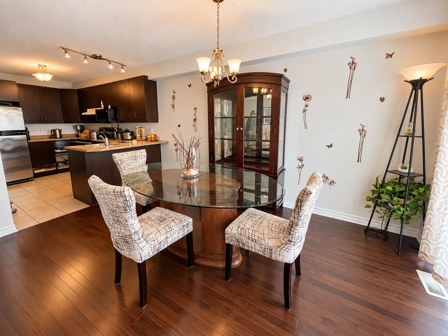 3-Bedroom House in Gatineau, property photo 4 of 17