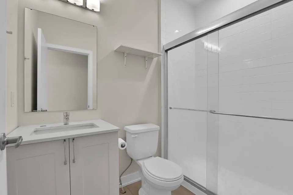 3-Bedroom Townhouse with Double Garage in Stittsville, property photo 4 of 26
