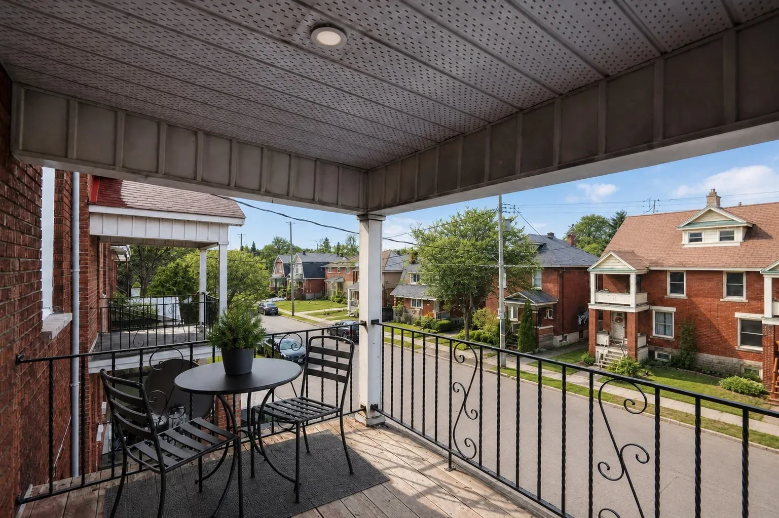 3-Bedroom Home for Rent in Hintonburg, property photo 2 of 20